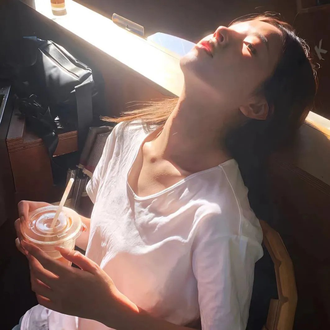 村里来了个洋媳妇